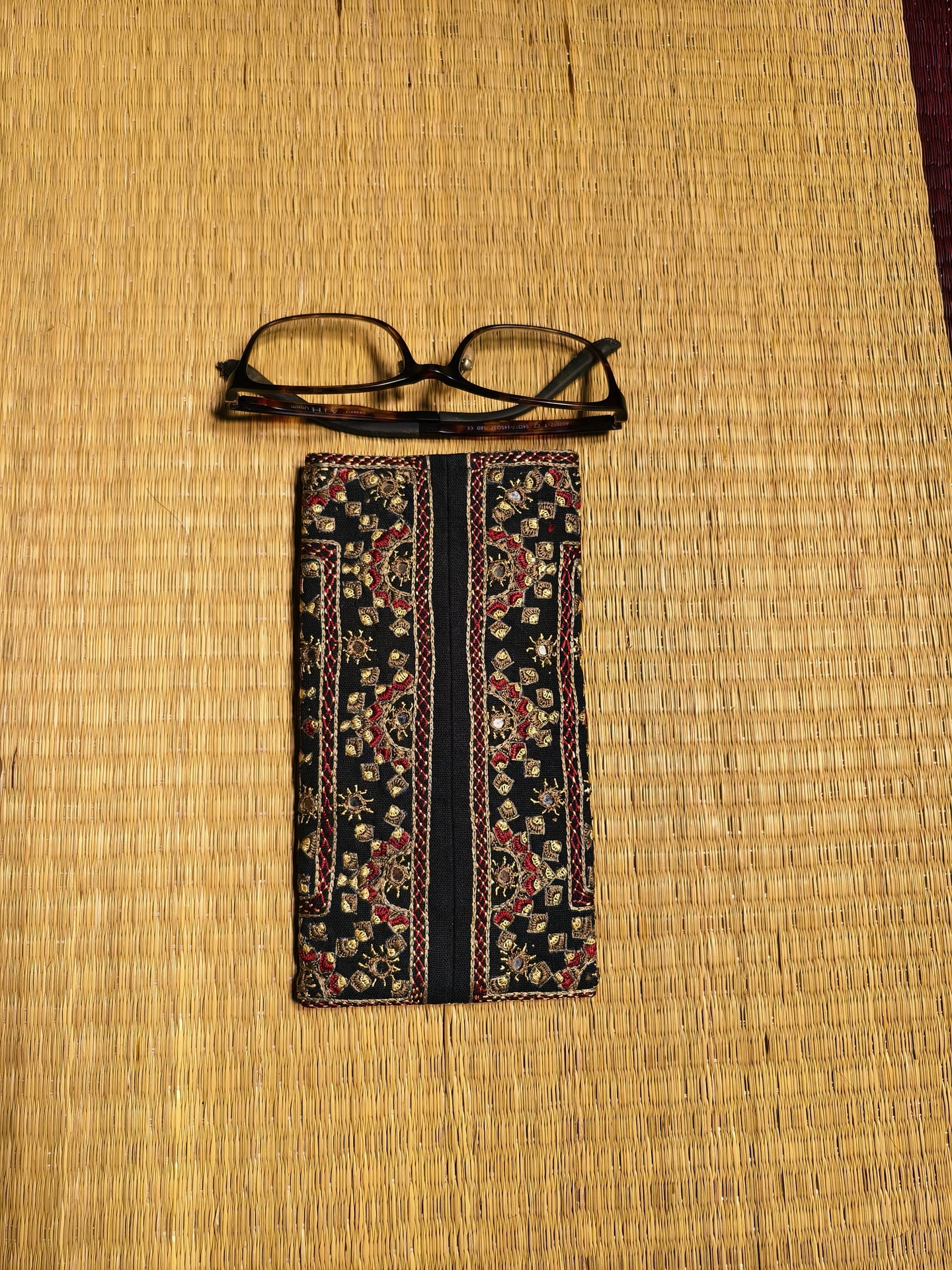 Black Kutch Hand-Embroidered Spec Case